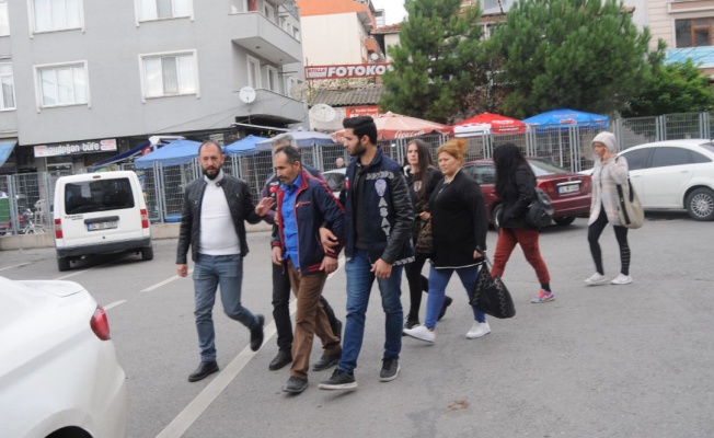Kocaeli'de yabancı uyruklu kadınları fuhşa zorladığı öne sürülen 2 zanlı tutuklandı