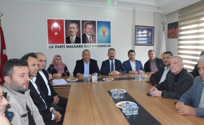 AK Parti İl Başkanı Özcan basın toplantısı düzenledi