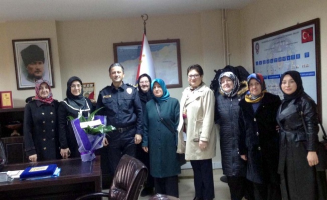 AK Parti Karamürsel İlçe Kadın Kollarından ziyaret