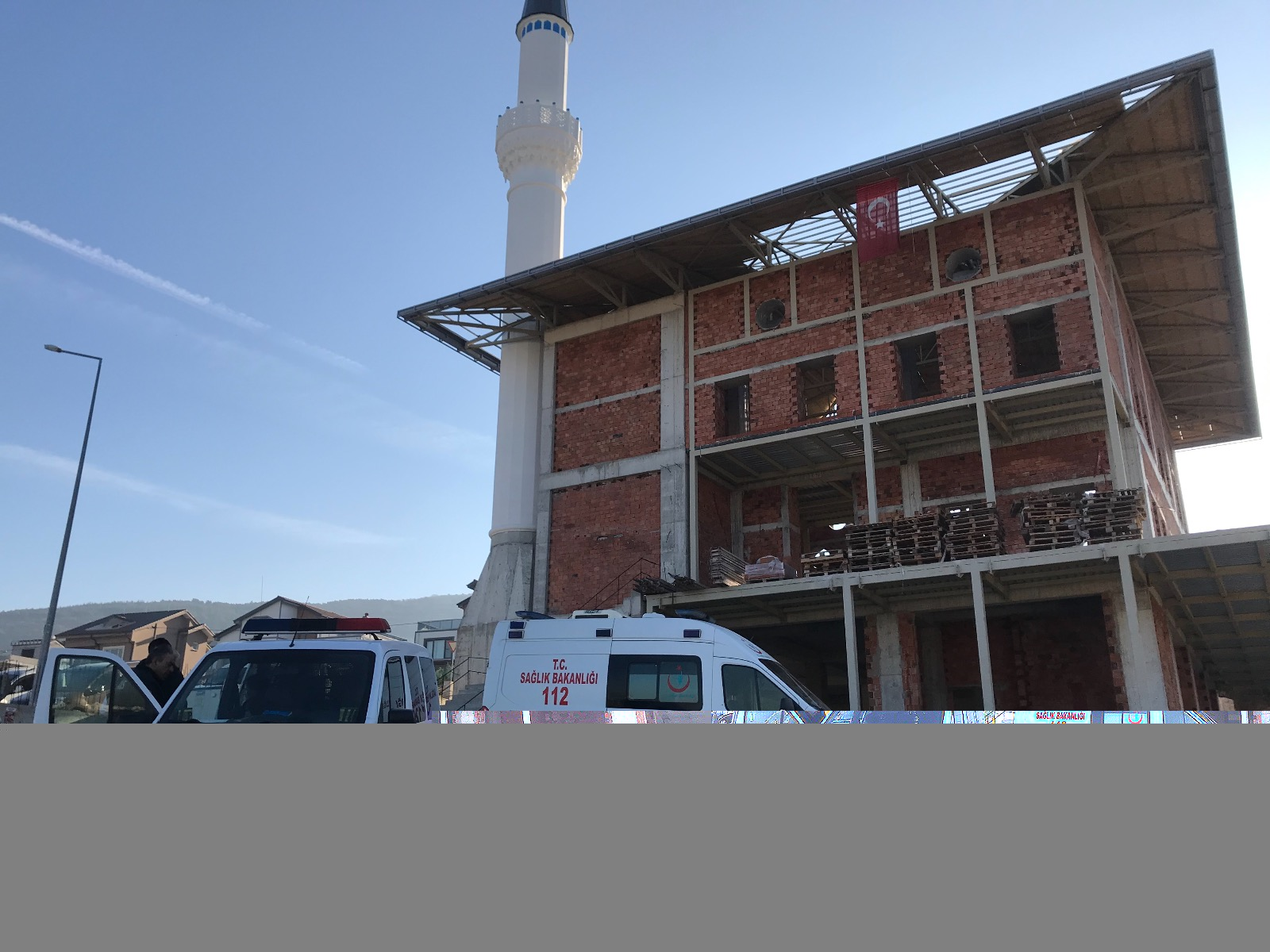 Bursa'da cami inşaatından düşen işçi öldü