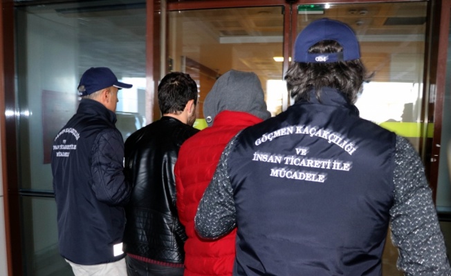 Edirne'de FETÖ şüphelilerini yurt dışına kaçıran 3 zanlı tutuklandı