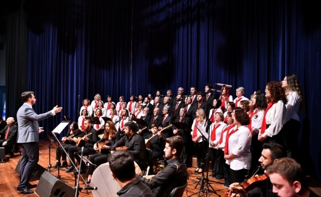 SAÜ’de Türk Halk Müziği Konseri