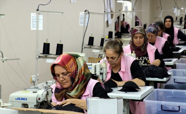 Kadın girişimciler tekstil atölyesi kurdu, 45 kişiyi istihdam etti