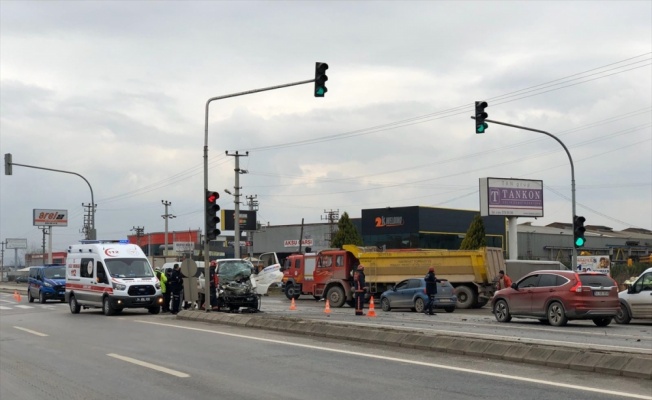 Sakarya'da trafik kazası: 1 yaralı