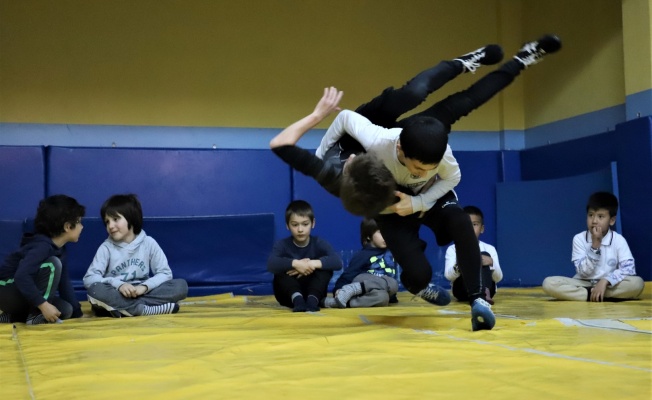 Ücretsiz Spor Okulları ata sporu güreşi sevdiriyor