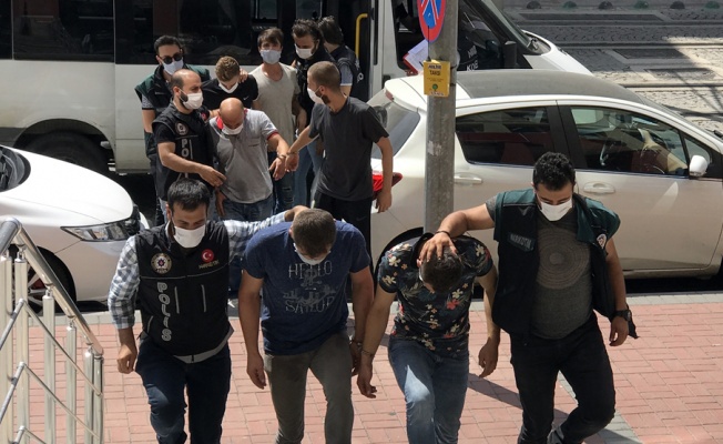 Kocaeli'de uyuşturucu operasyonunda yakalanan 5 kişi tutuklandı