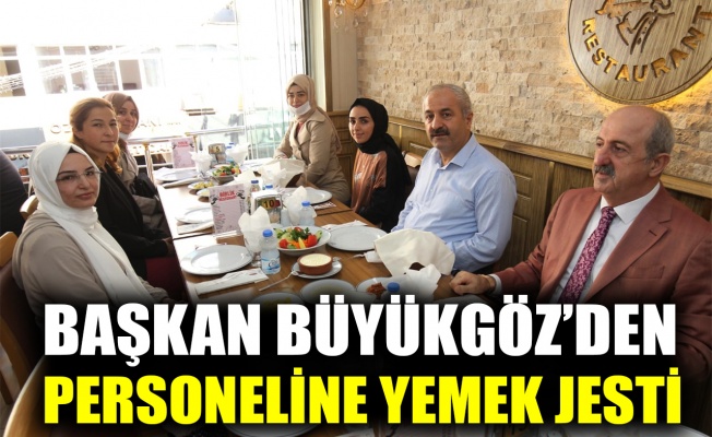 Başkan Büyükgöz’den personeline yemek jesti