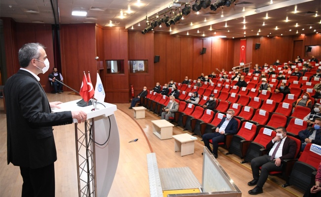 Çayırova Belediyesi personeline eğitim semineri verildi