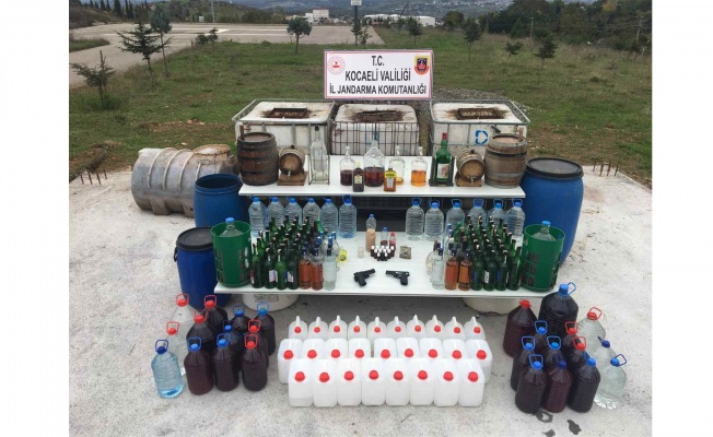 Gebze'de kaçak içki operasyonu: 3 gözaltı