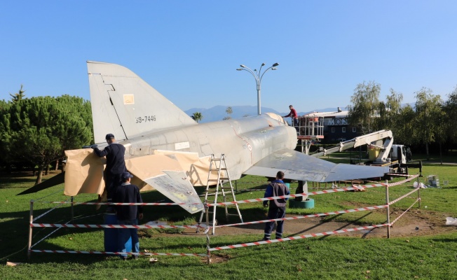 Seka Park’taki F4 uçağı bakıma alındı