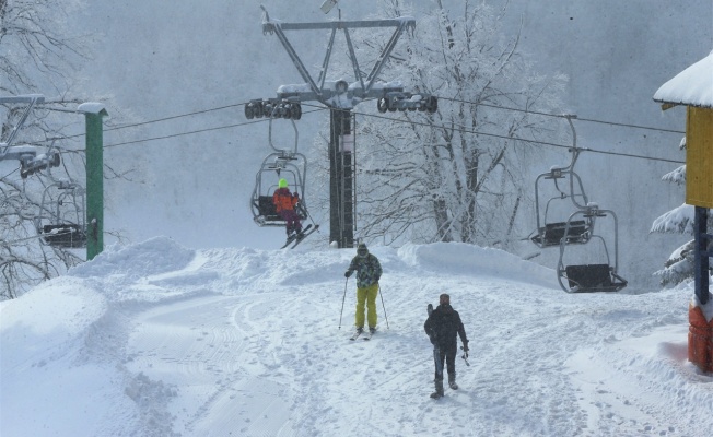 Kartepe'de kayak sezonu açıldı