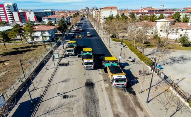 Malatya'nın İstasyon Caddesi 4 şeritli oldu