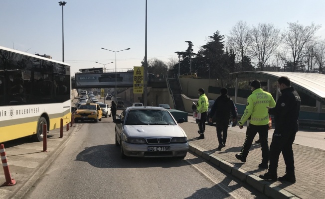Bursa’da otomobilin çarptığı yaşlı adam yaralandı