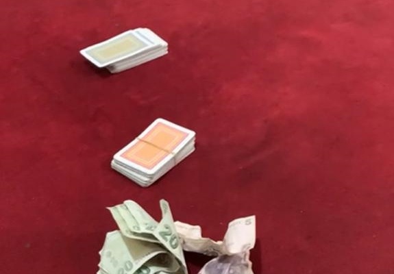 Kırklareli'nde bir işletmede kumar oynayan 6 kişiye 18 bin 900 lira ceza verildi