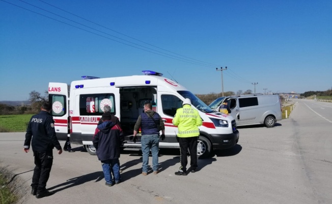 Ayvacık'ta panelvan ile kamyon çarpıştı: 1 yaralandı