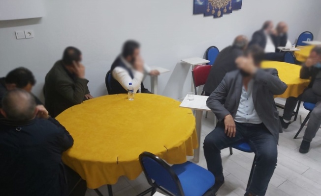 Balıkesir'de kumar oynayan 24 kişiye cezai işlem uygulandı