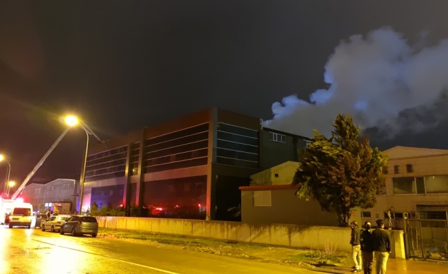 Bursa'da bir tekstil fabrikasında çıkan yangın 