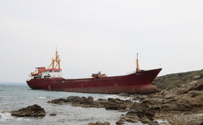 Çanakkale'de kargo gemisi karaya oturdu