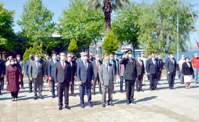 Karamürsel ve Gölcük'te 19 Mayıs Atatürk'ü Anma, Gençlik ve Spor Bayramı kutlandı