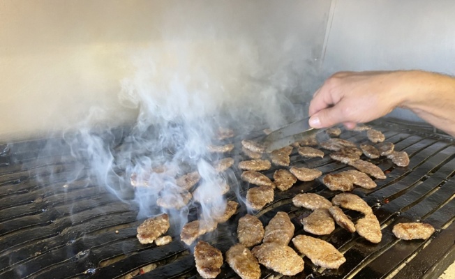 RAHMET VE BEREKET AYI RAMAZAN - Sakarya'nın coğrafi işaretli ıslama köftesi iftar sofralarına lezzet katıyor