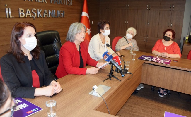 Bursa’da CHP’li kadınlardan İstanbul’daki kısıtlı miting kararına tepki