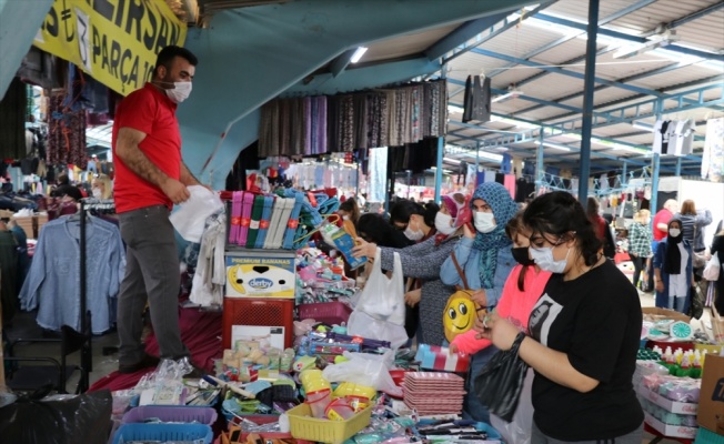 Edirne'deki uluslararası halk pazarı 6 ay sonra kapılarını açtı