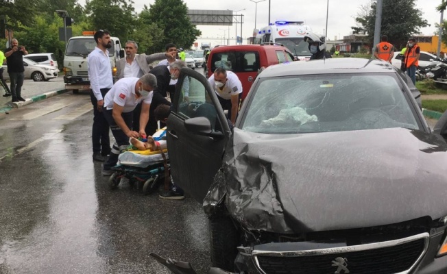 Gelecek Partisi Genel Başkan Yardımcısı Ün, Kırklareli'nde geçirdiği trafik kazasında yaralandı