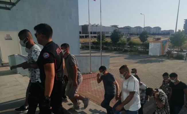 Edirne'de bir evde silah ve uyuşturucu ele geçirildi