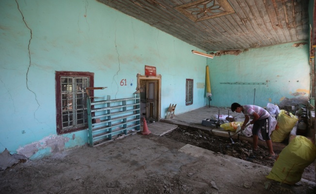 Çanakkale'de depremden zarar gören tarihi köy camisi restore edilecek