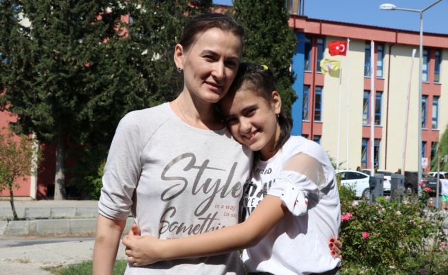 Küçük Melike, Rus annesi gibi piyano çalabilmek için yetenek sınavında ter döktü