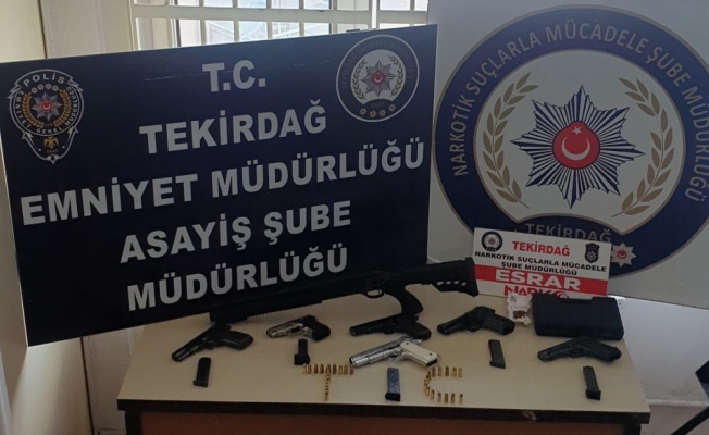 Tekirdağ'da çeşitli suçlardan aranan 14 kişi yakalandı