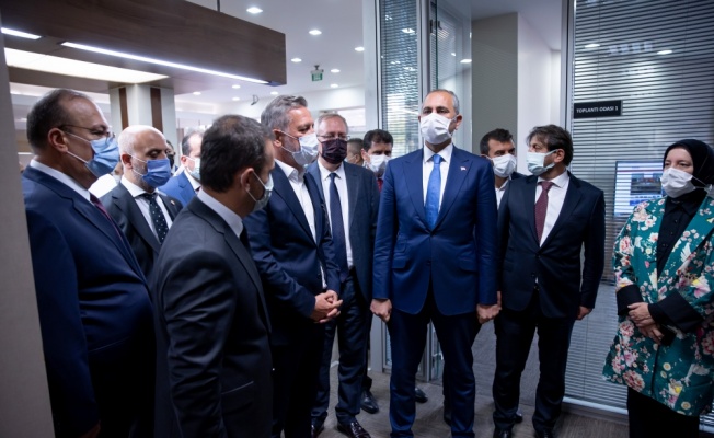 Adalet Bakanı Gül, BTSO Tahkim Arabuluculuk Merkezi'nin açılışında konuştu: