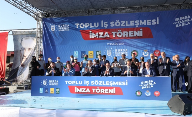 Bursa Büyükşehir Belediyesinde toplu iş sözleşmesi imzalandı
