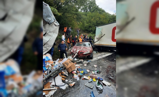 Kırklareli'nde zincirleme trafik kazasında 1 kişi öldü, 5 kişi yaralandı