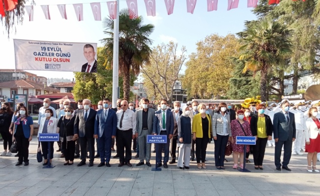 Kocaeli'de 19 Eylül Gaziler Günü dolayısıyla tören düzenlendi