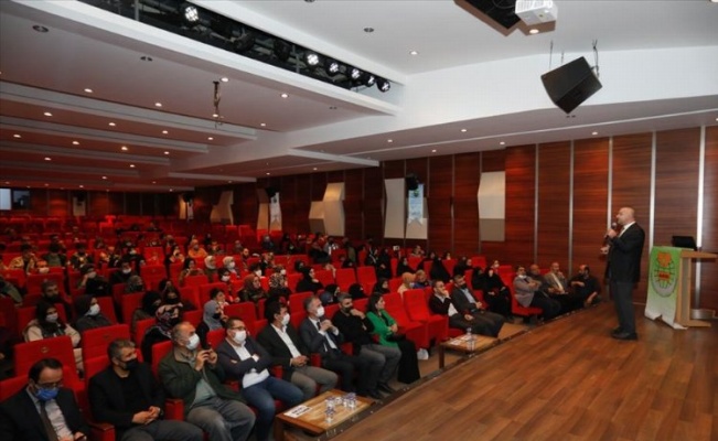 Bursa İnegöl Belediyesi'nden 'Mutlu Gençlik' semineri