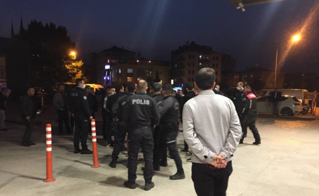 Bursa'da nakliyeci kavgasında 4 kişi bıçakla yaralandı
