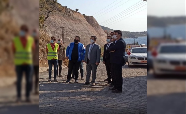 Çanakkale Valisi İlhami Aktaş Assos'ta devam eden çalışmaları inceledi