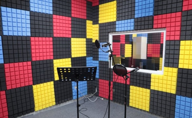 İzmit Sanat Akademisi, ses kayıt stüdyosu kurdu