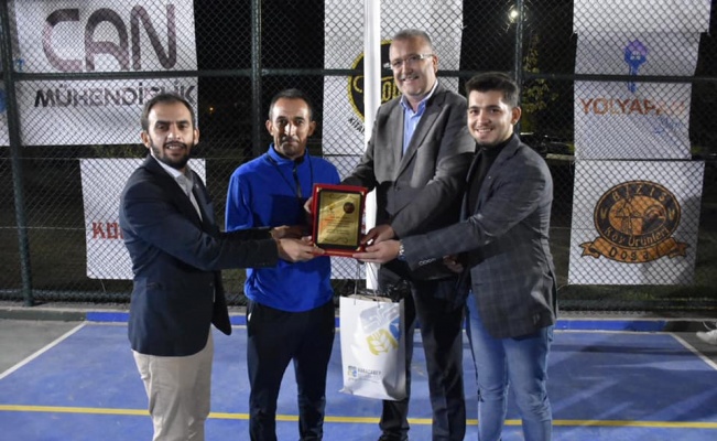 Karacabey'de sokak basketbolu turnuvası düzenlendi