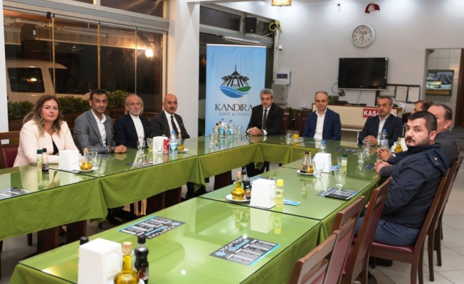 Kocaeli'de kent konseyi başkanları ve genel sekreterleri Kerpe'de buluştu