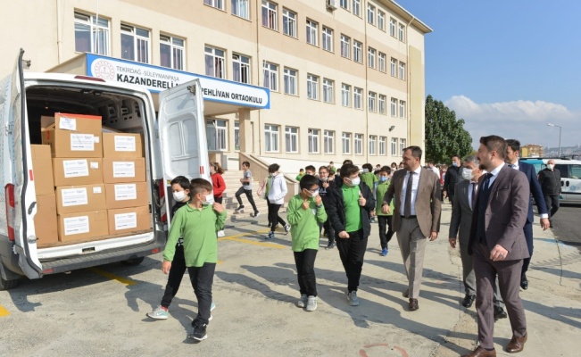 Süleymanpaşa Belediyesinden bin 111 öğrenciye eğitim malzemesi desteği