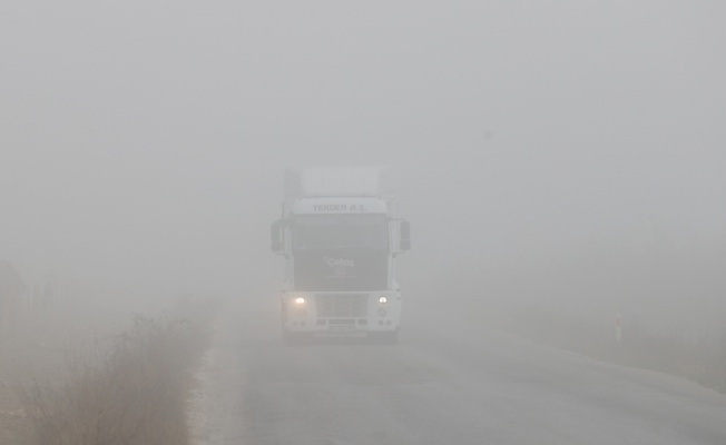 Edirne'nin kuzeyinde yoğun sis etkili oluyor