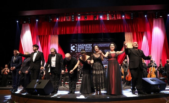 Gaziantep'te "Cumhuriyet Bayramı Gala Konseri" yapıldı
