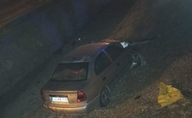 Niğde Edikli'de araç su kanalına düştü: 3 yaralı