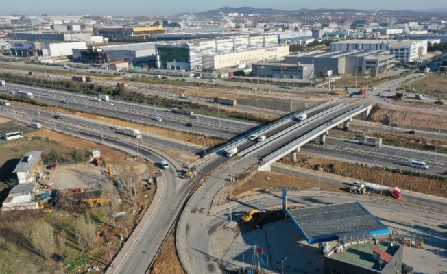 Kocaeli'nde Yeni Tembelova Köprüsü trafiğe açıldı