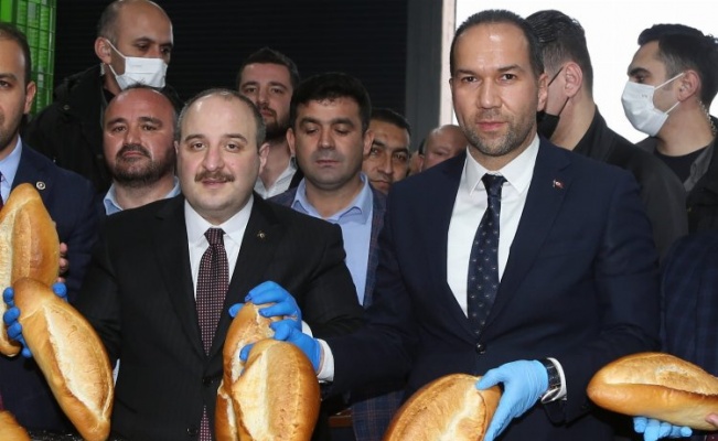 Bakan Varank Niğde Belediye Başkanı Özdemir'i ziyaret etti