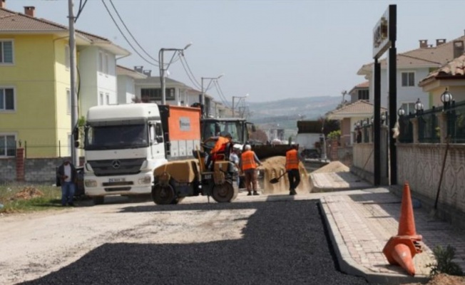 Bursa İnegöl'de 8 sokakta 4 km yol yenileniyor