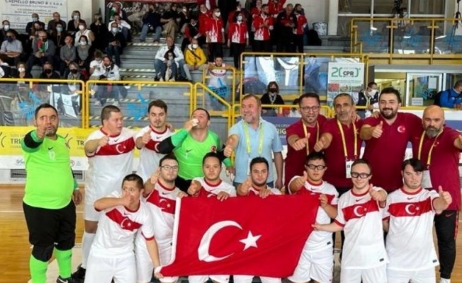 Türk Telekom özel sporcuların yanında   