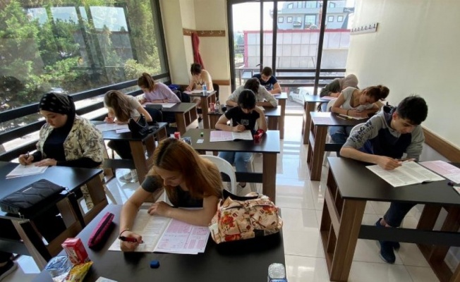 Kocaeli İzmit'te hazırlık kursu sınav sonuçları açıklandı